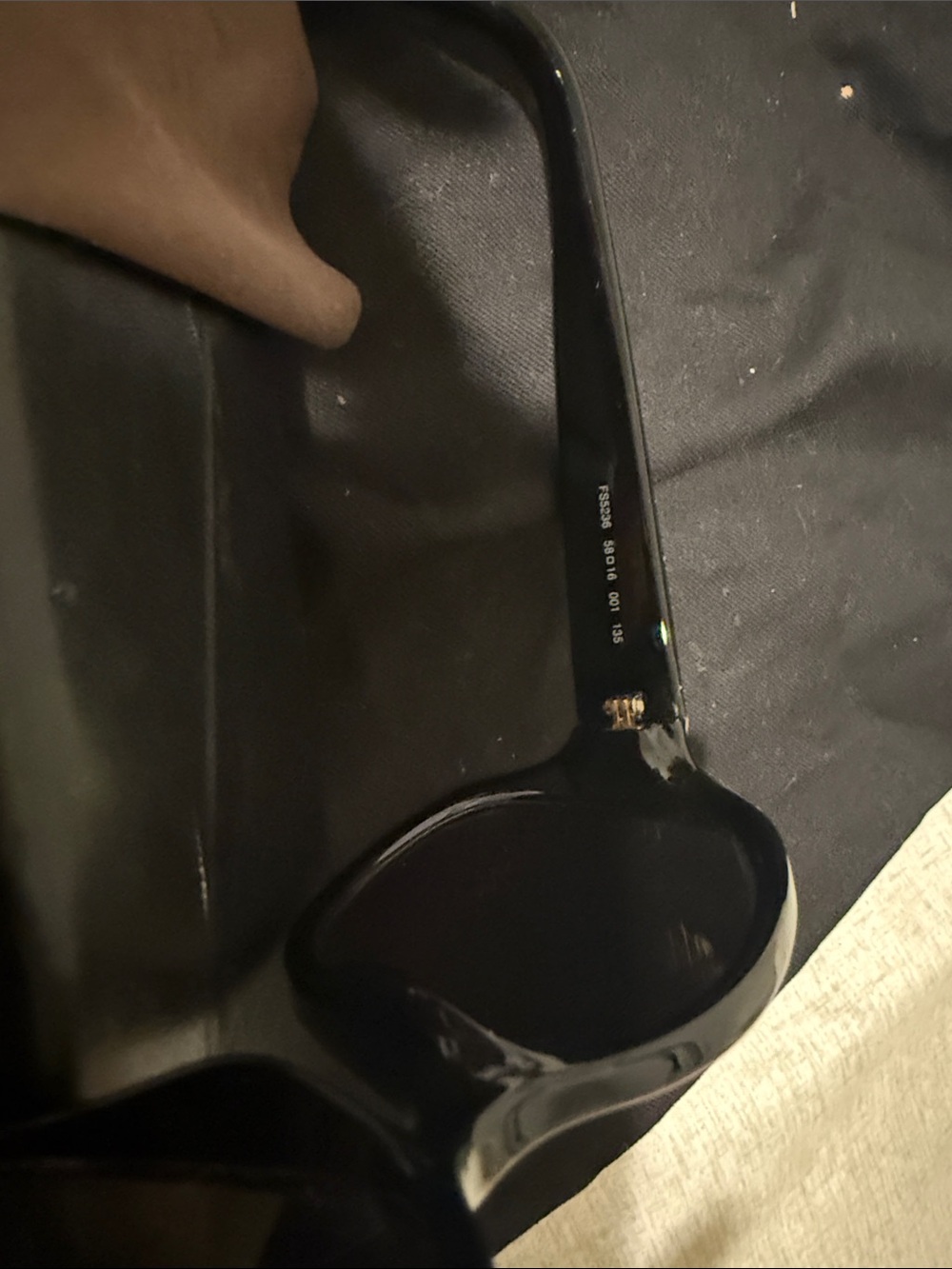 Fendi Black Oversized Round Sunglasses - Picture 3 of 4